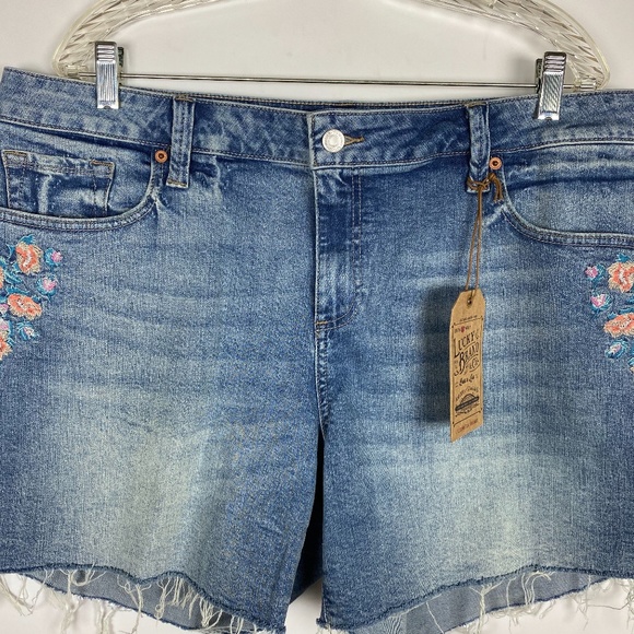 Lucky Brand Georgia Embroidery Shorts Many Sizes - Picture 5 of 8